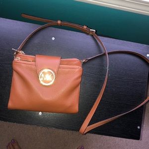 Michael Kors Crossbody! Practically new condition!